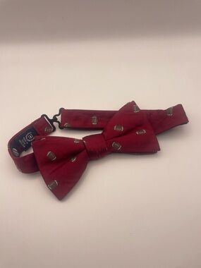 Men’s 100% silk Chaps Red Bow Tie with Silver Football Motif
